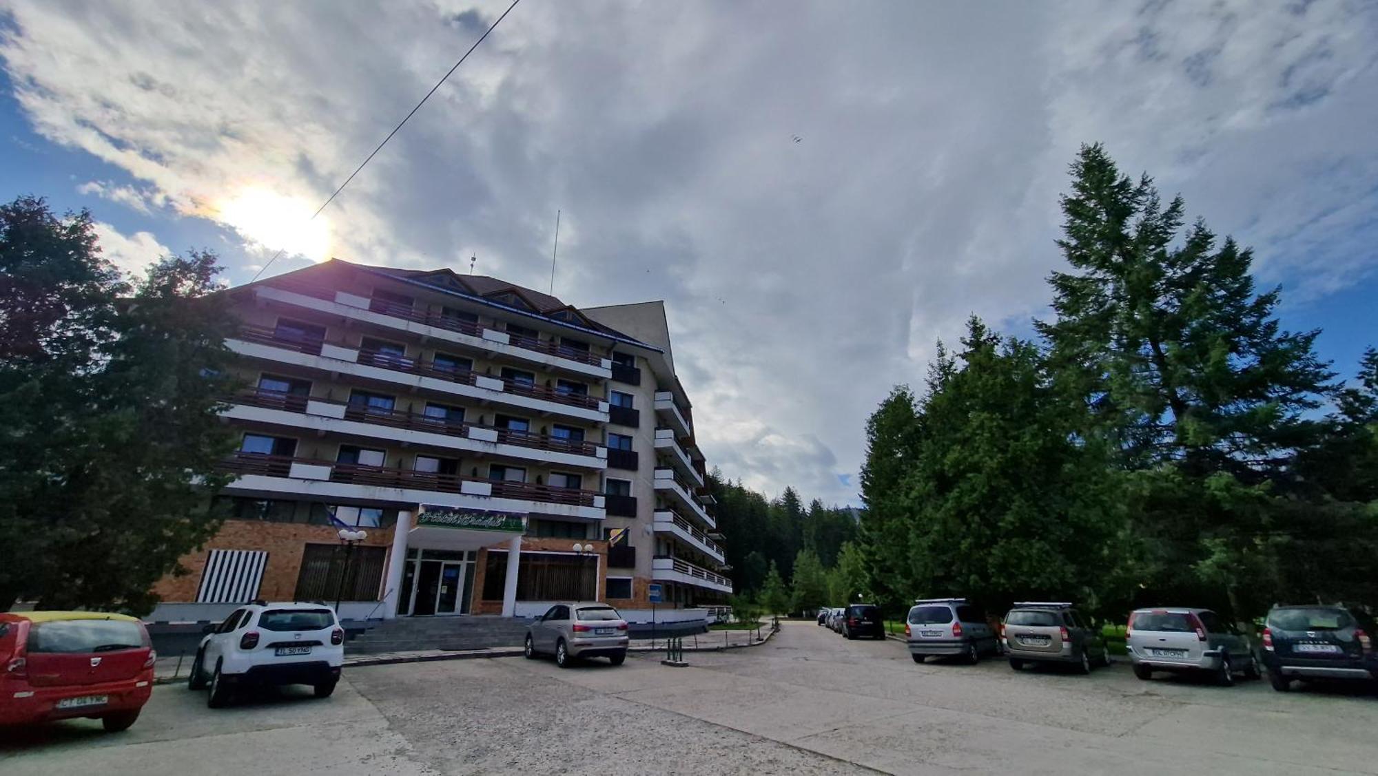 Hotel Bradul - Covasna Exterior photo