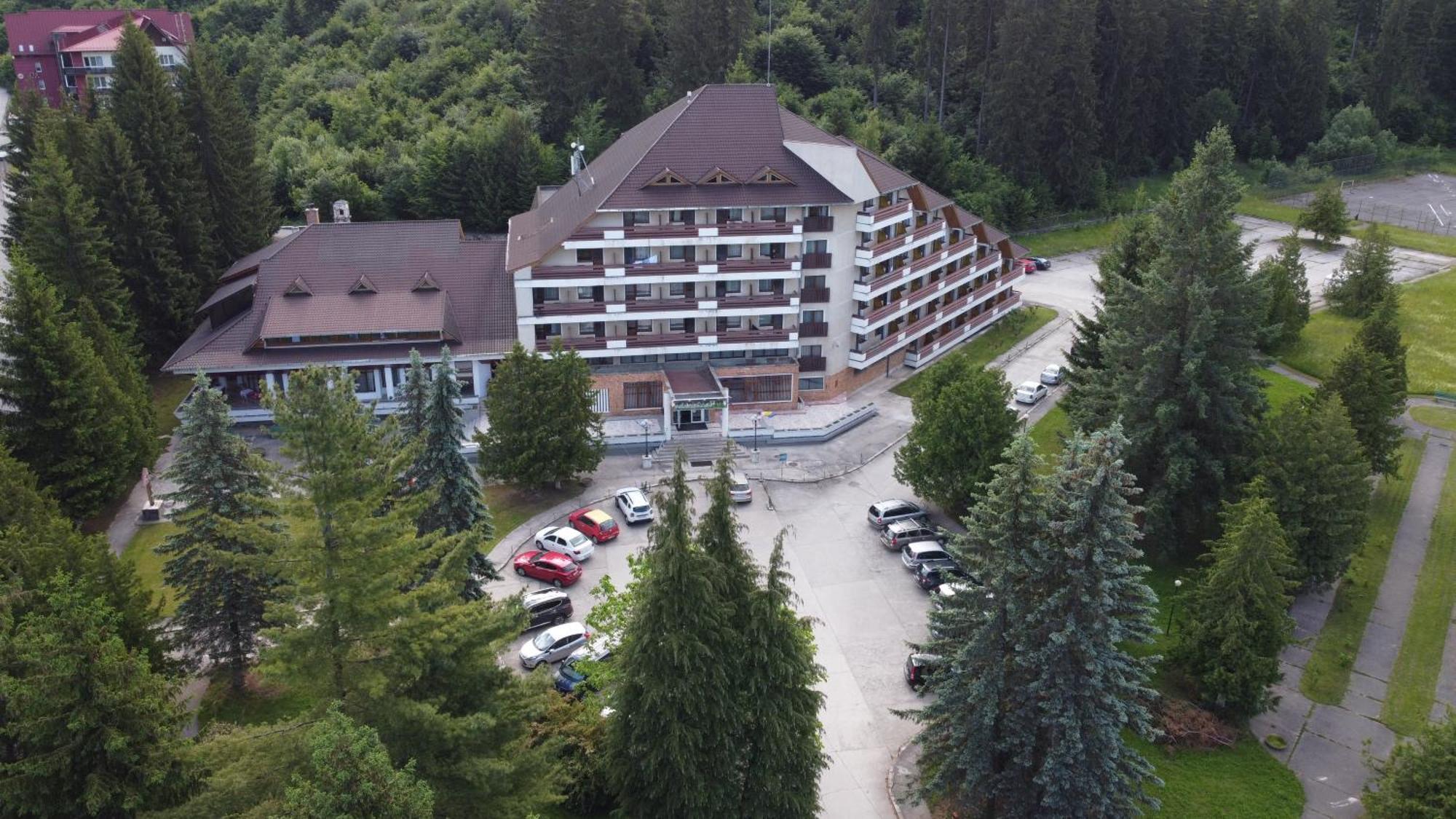 Hotel Bradul - Covasna Exterior photo